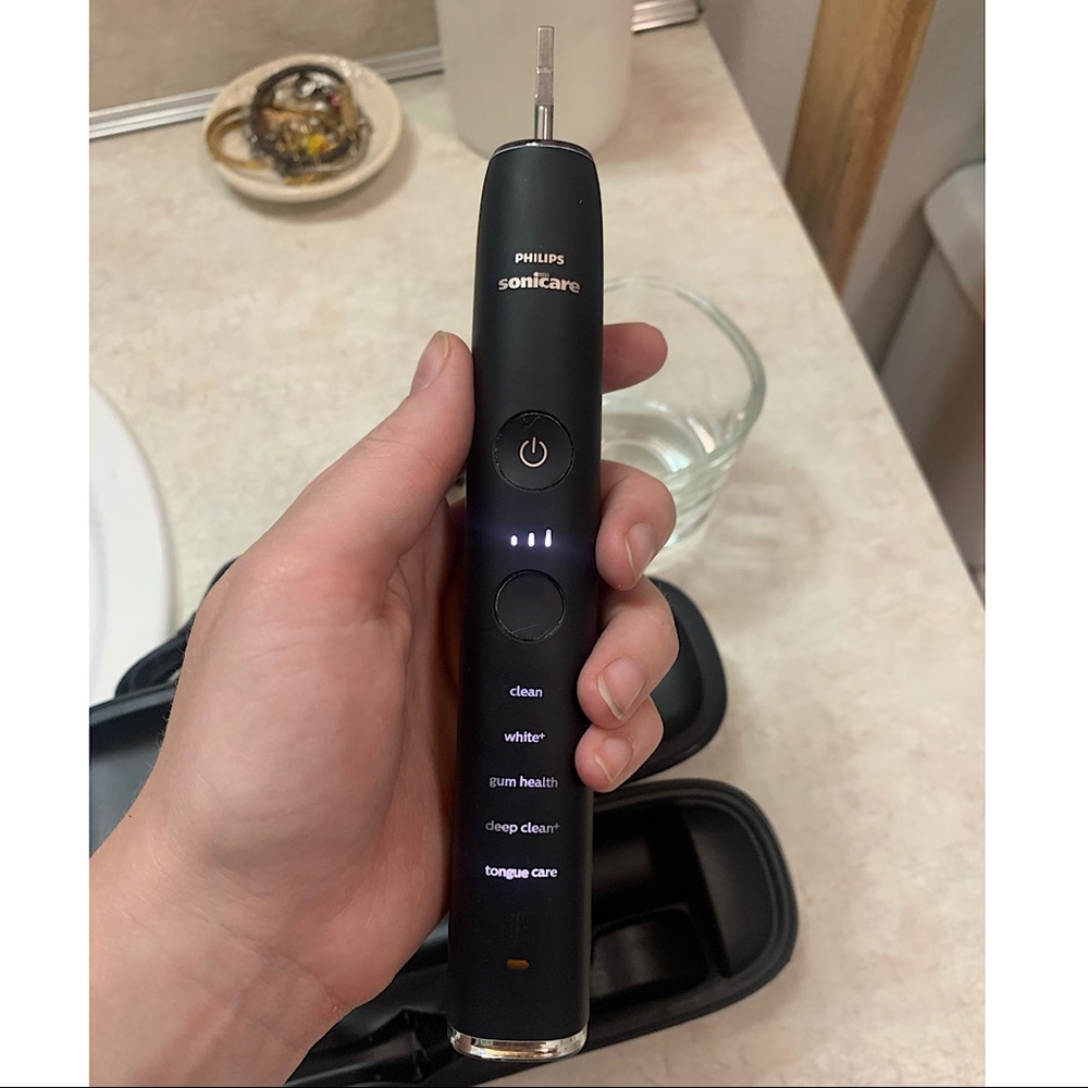 Philips Sonicare DiamondClean Smart 9500